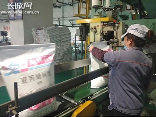 景縣一企業(yè) 火力全開(kāi) 保障醫(yī)用防護(hù)用品原材料供應(yīng)