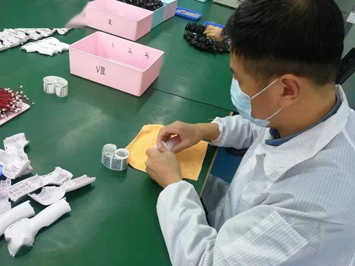 我省大力支持重點防護用品生產企業復產復工